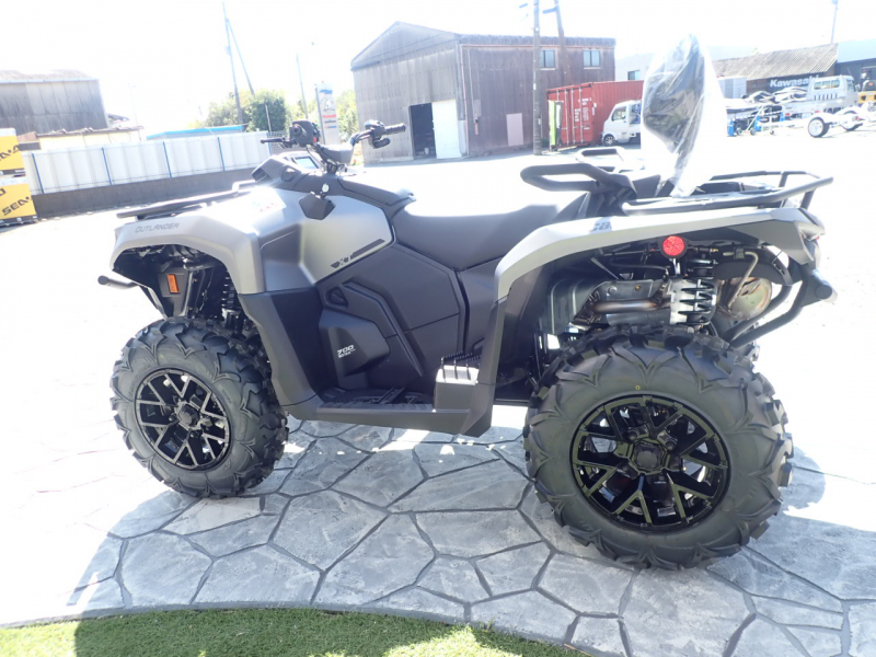 Can-Am OUTLANDER MAX XT 700