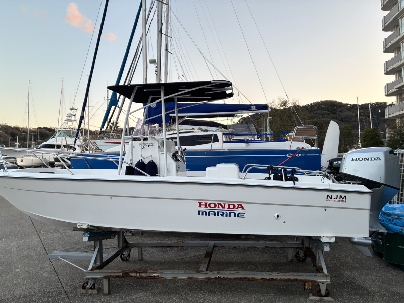 ニュージャパンマリン NSC22写真