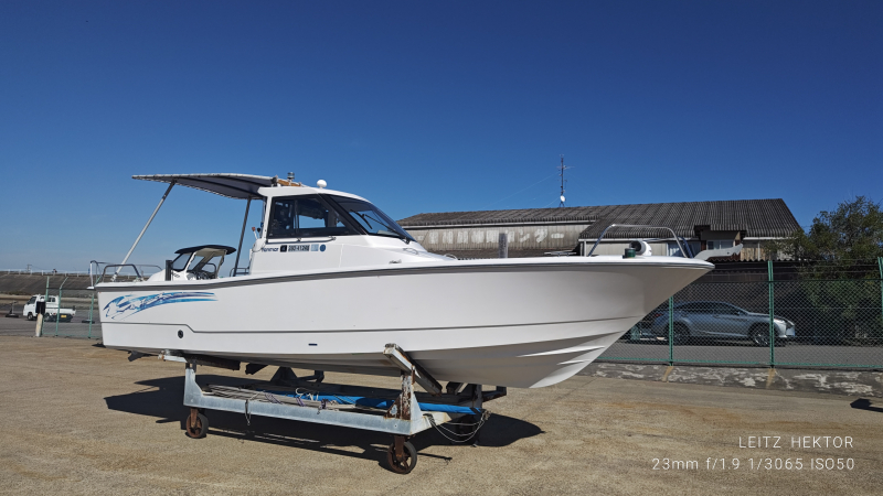 ヤンマー LF23Z 2ステ－ション　スパンカー　日除けテント 装備など釣りに特化　進水時からマリーナ陸上保管。展示場所：愛知県西尾市