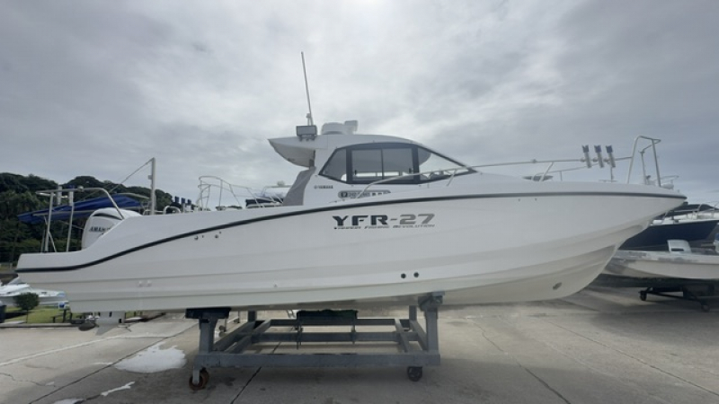 ヤマハ YFR-27HMEX ジャイロ、発電機、自動昇降アイパイロット、Seadekフル施工、PS70ソナーなどフル艤装