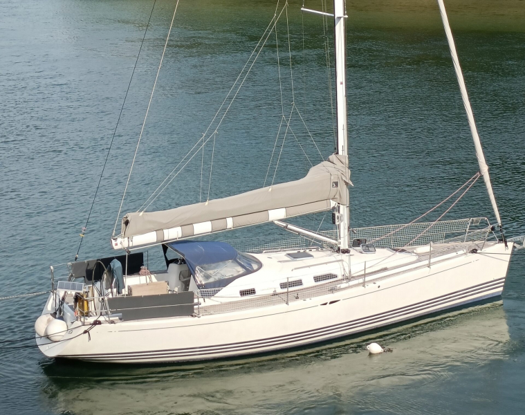 X‐Yachts X-40 中古艇情報　X-yachts  X-40 #56　(保管場所：フランス）