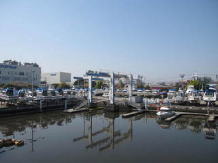 株式会社マリンダック(芝川マリーナ店)