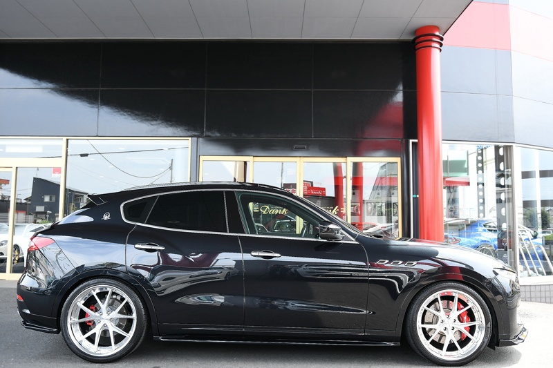 マセラティ レヴァンテS