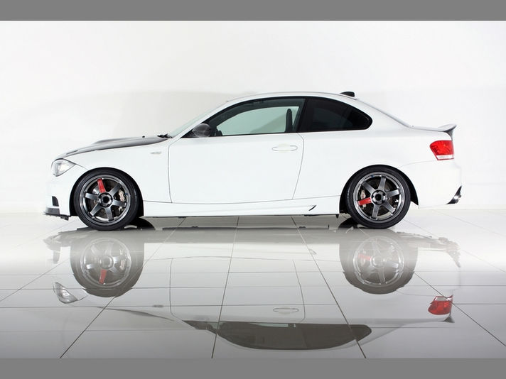 □ 最新入庫情報 □ 2009y BMW 135i クーペ カスタム