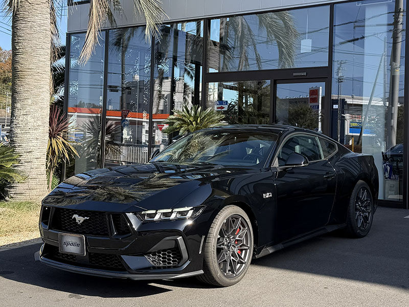 フォード マスタング NEWCAR　GT　パフォーマンスマフラー　格納ミラー　マグネライドコントロール　バックカメラ　オプション多数