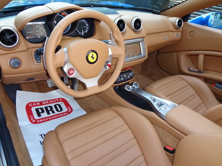 バング フェラーリ 1997 Ferrari 550 Maranello VIN: ZFFZR49AXV0109249 - CLASSIC.COM