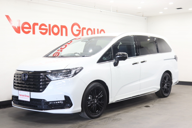 ホンダ オデッセイ e:HEV　アブソルート　EX　ブラックエディション　新車保証継承付　ホンダコネクト11．4inナビ　15．6in後席モニター　デジタルルームミラー　本革　フルセグ　全周囲カメラ　　両側電動スライドドア　サイドステップガーニッシュ　前後ドラレコ