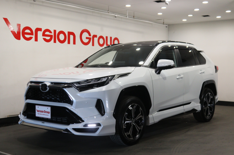 トヨタ RAV4 RAV4　PHV　Z　新車保証継承付　ワンオーナー　モデリスタフルエアロ　パノラマルーフ　デジタルインナーミラー　メモリーナビ　フルセグ　全周囲カメラ　HUD　セーフティセンス　ワイヤレス充電　パワーバックドア　19AW
