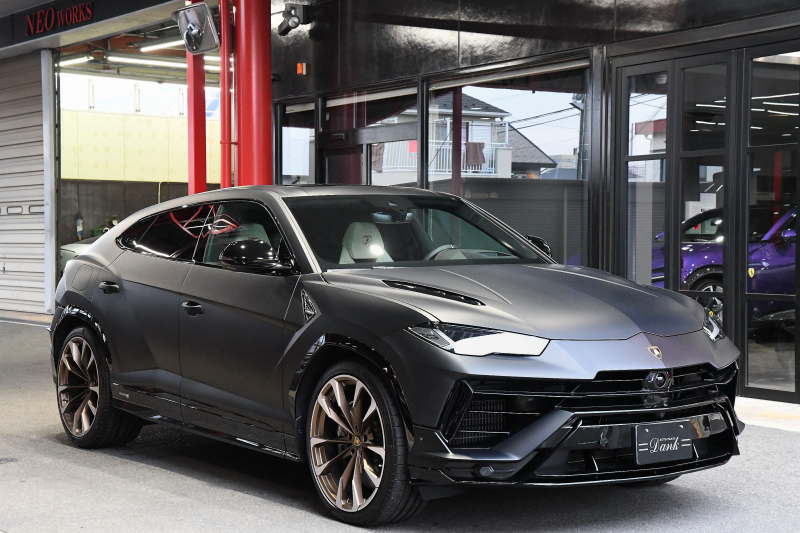 ランボルギーニ ウルス S　ディーラー車　メーカー保証付き