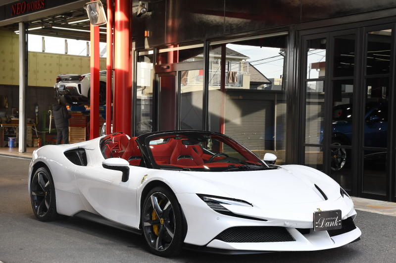 SF90 スパイダー