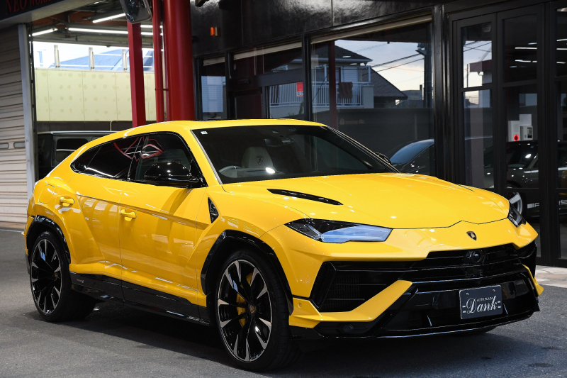 ランボルギーニ ウルス S　ディーラー車　1オーナー　右ハンドル