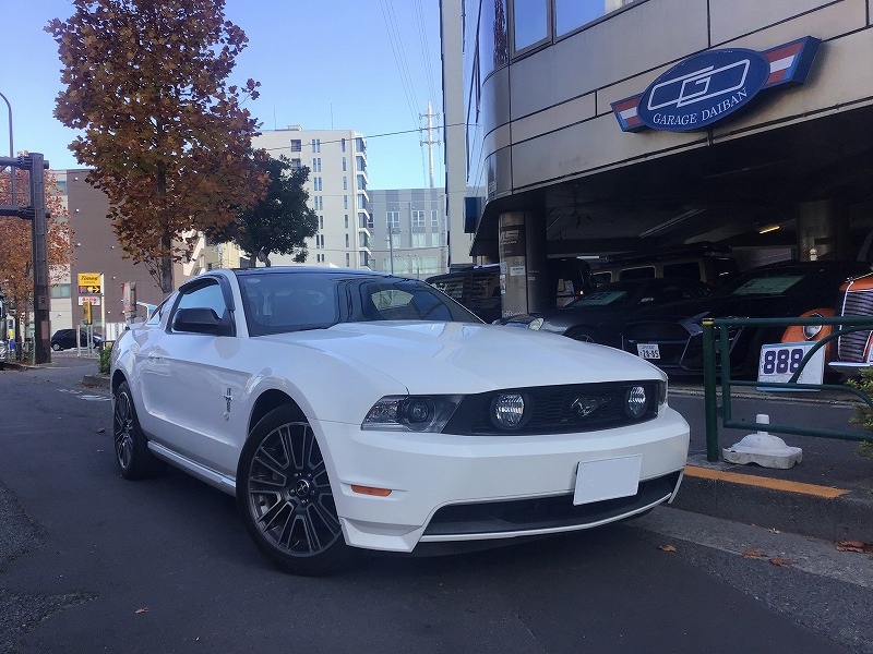 フォード マスタング GTグラスルーフ