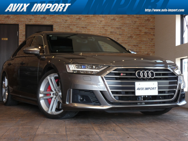 アウディ S8 S8 ﾍﾞｰｽ  ｱｼｽﾀﾝｽPKG/ｺﾝﾌｫｰﾄPKG 黒革 ﾊﾟﾉﾗﾏSR MMIﾅﾋﾞ地ﾃﾞｼﾞ ｻﾗｳﾝﾄﾞﾋﾞｭｰｶﾒﾗ HUD Bang&Olufsen 前後席Sﾋｰﾀｰ 前席ﾍﾞﾝﾁﾚｰｼｮﾝ&ﾏｯｻｰｼﾞ ｽﾃｱﾘﾝｸﾞﾋｰﾀｰ ﾚｰｻﾞｰﾗｲﾄ 自動ﾄﾗﾝｸ Pｱｼｽﾄ ﾊｲﾋﾞｰﾑA S8専用ｴｱﾛ 21AW