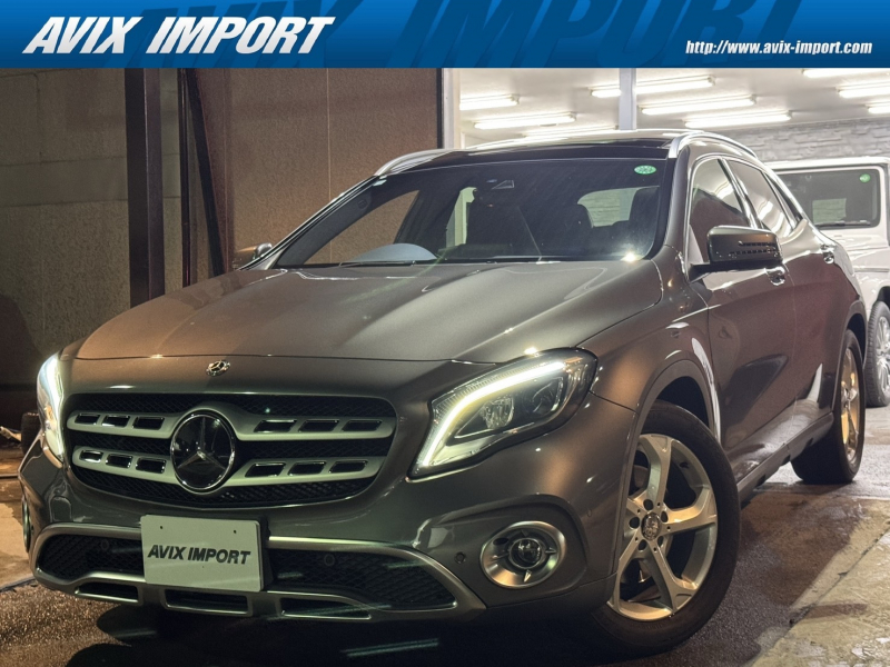メルセデスベンツ GLA GLA220 4MATIC 後期最終型 ﾚｻﾞｰEXC-PKG(ﾌﾟﾚﾐｱﾑPKG含む) ﾊﾟﾉﾗﾐｯｸSR 黒革 ｼｰﾄﾋｰﾀｰ 純正HDDﾅﾋﾞ CarPlay harman/kardonｻｳﾝﾄﾞ Bｶﾒﾗ＆PTS ﾚｰﾀﾞｰｾｰﾌﾃｨPKG 電動Rｹﾞｰﾄ(ﾌｯﾄｵｰﾌﾟﾅｰ付) 純正18ｲﾝﾁAW