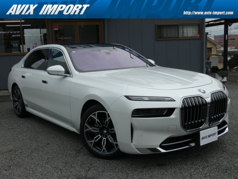 BMW 7シリーズ 740d xDrive ｴｸｾﾚﾝｽ 1ｵﾅ 禁煙 ｾﾚｸﾄ&ﾘﾔｺﾝﾌｫｰﾄ ﾘﾔｼｰﾄｴﾝﾀｰﾃｲﾒﾝﾄ(31.3ｲﾝﾁｼｱﾀｰｽｸﾘｰﾝ) ｽｶｲﾗｳﾝｼﾞPSR B&Wﾀﾞｲﾔﾓﾝﾄﾞｻﾗｳﾝﾄﾞ ｲﾝﾃﾘｱｶﾒﾗ ｵｰﾄﾏﾁｯｸﾄﾞｱ ﾄﾞﾗｲﾋﾞﾝｸﾞｱｼｽﾄﾌﾟﾛ BMWﾗｲﾌﾞｺｯｸﾋﾟｯﾄ HUD CarPlay対応 20AW 新車保証