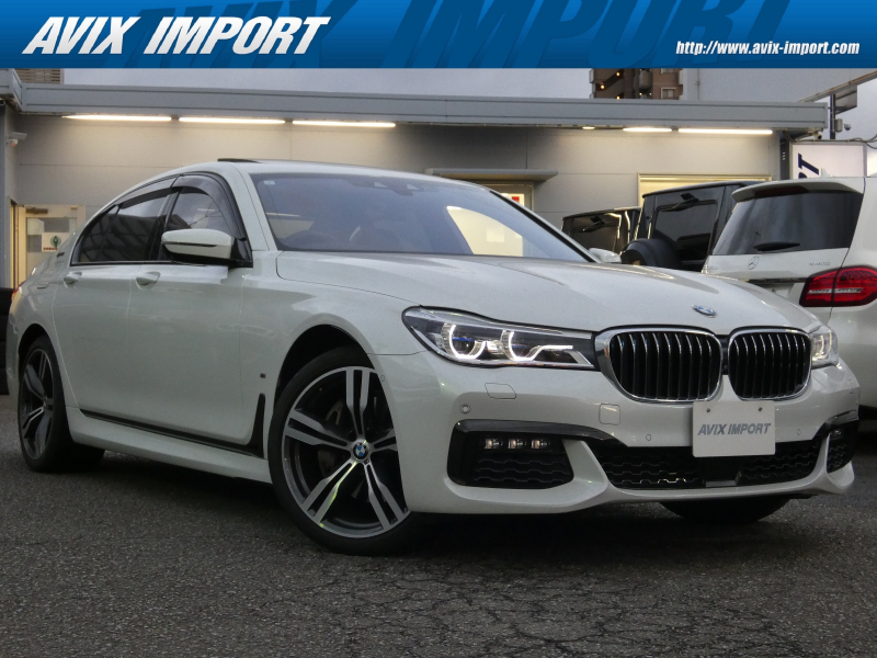 BMW 7シリーズ 740e iﾊﾟﾌｫｰﾏﾝｽ Mｽﾎﾟｰﾂ  ﾘﾔｺﾝﾌｫｰﾄPKG ｶﾞﾗｽSR ﾓｶﾅｯﾊﾟﾚｻﾞｰ ｼｰﾄﾋｰﾀｰ ﾍﾞﾝﾁﾚｰﾀｰ ACC HUD LEDﾍｯﾄﾞﾗｲﾄ 純正HDDﾅﾋﾞ地ﾃﾞｼﾞ全周ｶﾒﾗ harman/Kardon 純正20AW  禁煙  正規D車