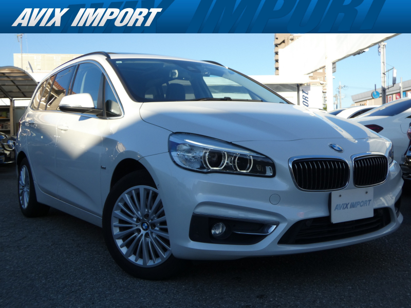 BMW 2シリーズ 218d ｸﾞﾗﾝﾂｱﾗｰ ﾗｸﾞｼﾞｭｱﾘｰ ｾﾚｸﾄPKG ﾊﾟﾉﾗﾏSR 黒革 7人乗り LED ｸﾙｺﾝ 純正HDDﾅﾋﾞBｶﾒﾗ 17AW 禁煙 下取車 正規D車