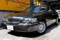 リンカーン タウンカー シグネチャー リミテッド ディーラー車