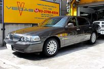 リンカーン タウンカー シグネチャー リミテッド ディーラー車 中古車 