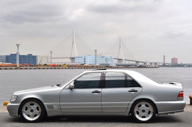 メルセデスベンツ Sクラス S500L本物ロリンザー仕様走行4.0万Km禁煙屋根保管 | 車両詳細情報 - IWASAKI