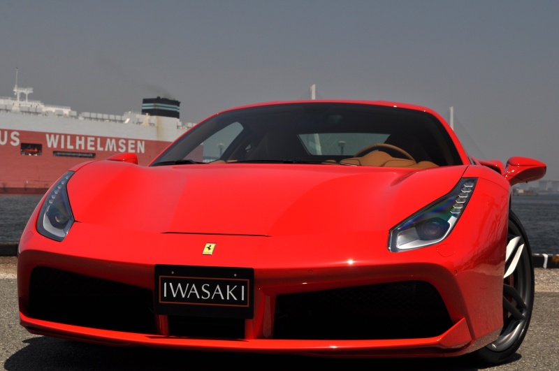 フェラーリ 488GTB 488GTBヨーロッパ並行自社輸入Fリフティング