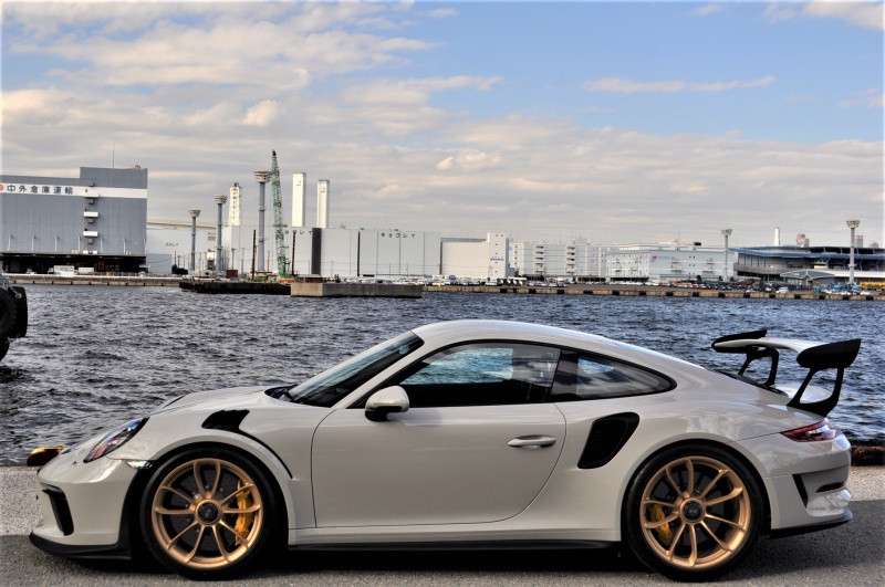 ポルシェ 911 Type991 後期ポルシェ911gt3rsスペシャルカラークレヨンファクトリーフルオーダーモデルpccb Fリフターブラックled等 新車 情報 Iwasaki