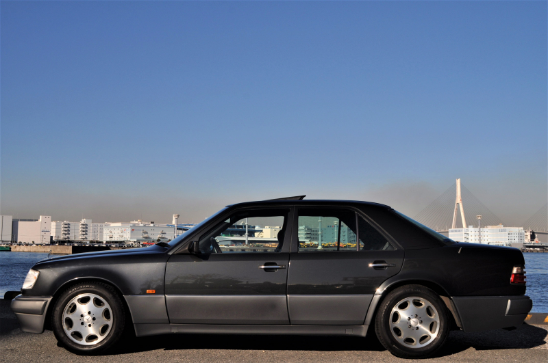 メルセデス ベンツ オーディオ W124 500E ディーラー車 純正 オーディオ機器