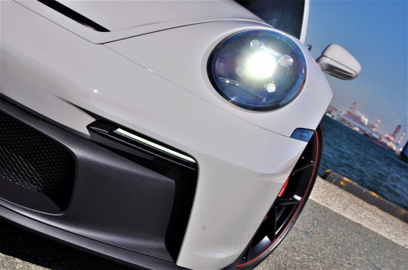ポルシェ 911(Type992) 現行新型ポルシェGT3 PDK 正規ディーラー車右