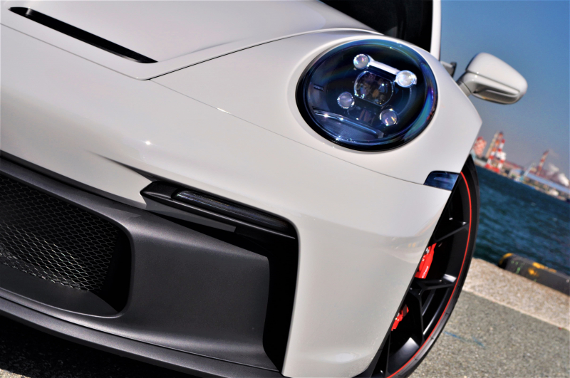 ポルシェ 911(Type992) 現行新型ポルシェGT3 PDK 正規ディーラー車右