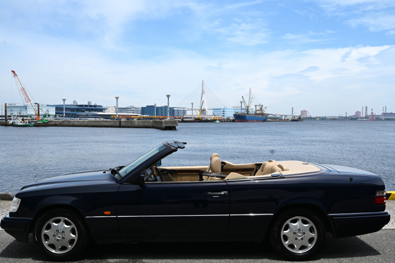 メルセデスベンツ Eクラス W124後期E320カブリオレ特注フル メルセデスベンツ Eクラス W124後期E320カブリオレ特注フル