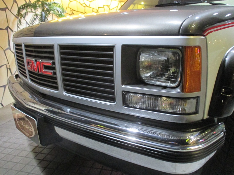GMC C/Kピックアップ K-2500シングルキャブロングベッド ４WD 中古車