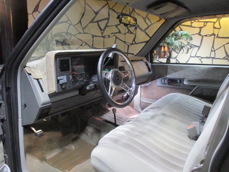GMC C/Kピックアップ K-2500シングルキャブロングベッド ４WD 中古車