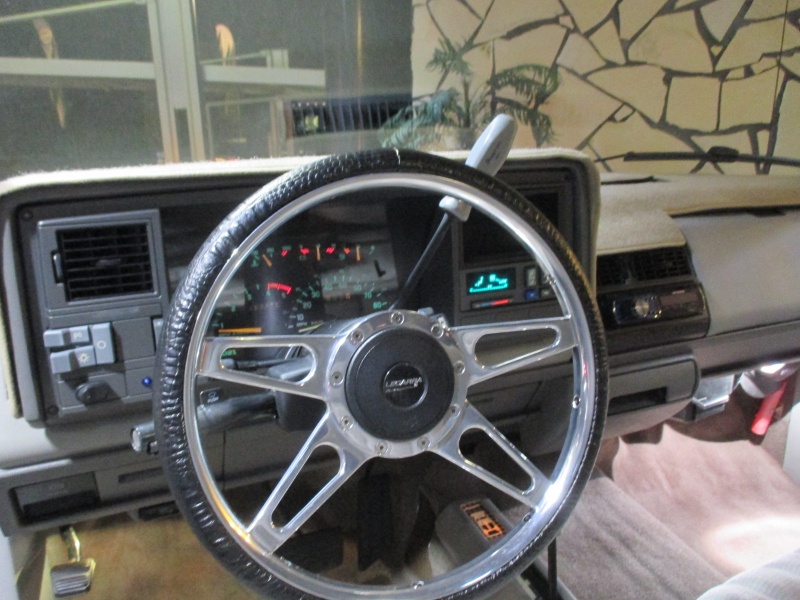 GMC C/Kピックアップ K-2500シングルキャブロングベッド ４WD 中古車