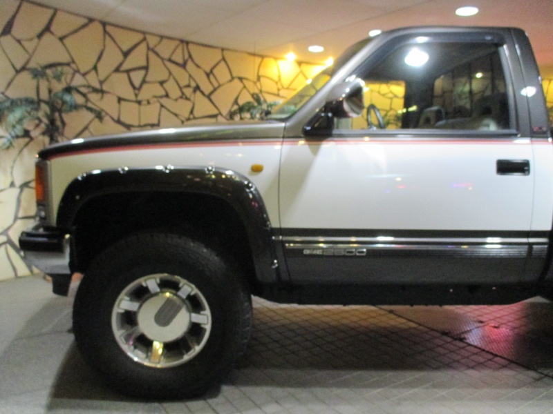 GMC C/Kピックアップ K-2500シングルキャブロングベッド ４WD 中古車