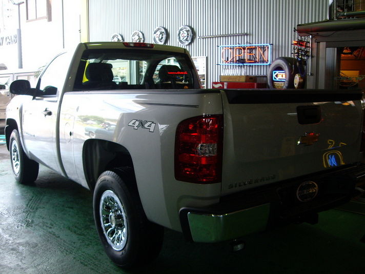 中古07UP シルバラード　ソフトトノカバー ロールタイプ6 1/2 ft.？ 中古07UP シルバラード ソフトトノカバー ロールタイプ6 1/2 ft