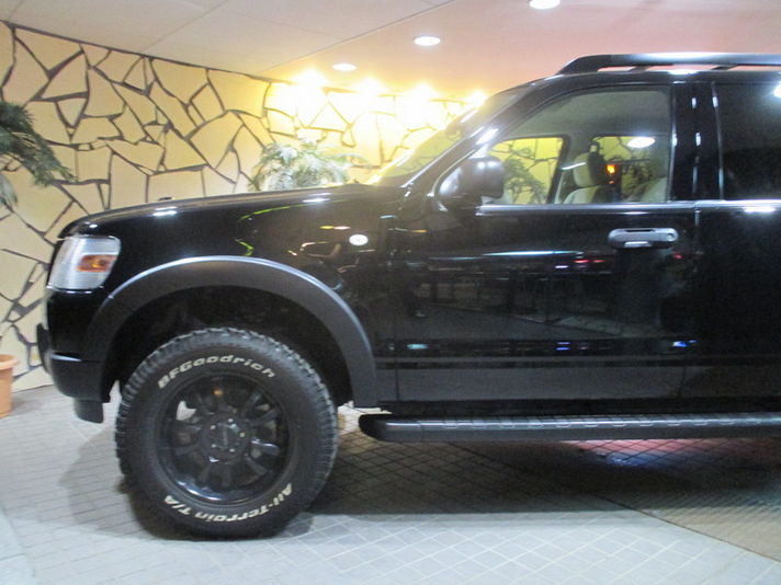 フォード エクスプローラー スポーツトラック XLT リフトＵＰ ４ＷＤ