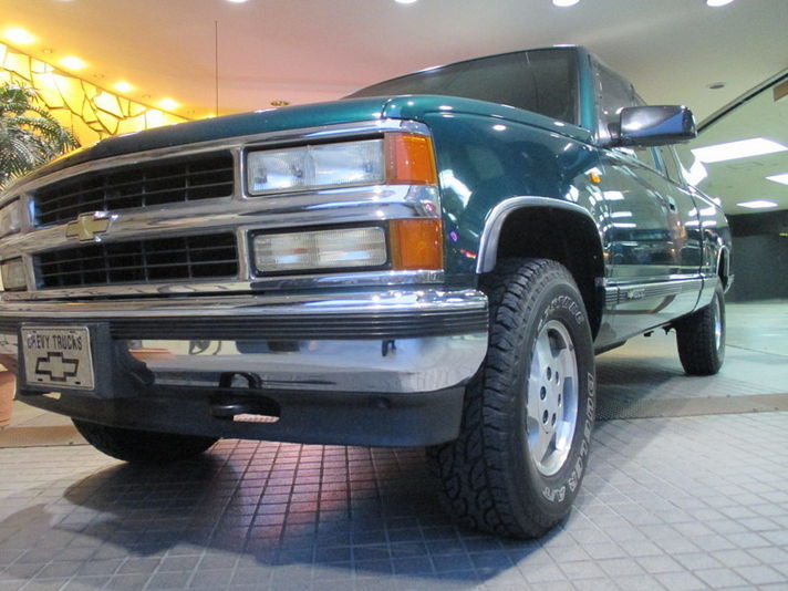 シボレー K-1500 EXTキャブ 4WD 新車並行 中古車 情報 シボレー K-1500 EXTキャブ 4WD 新車並行 中古車 情報