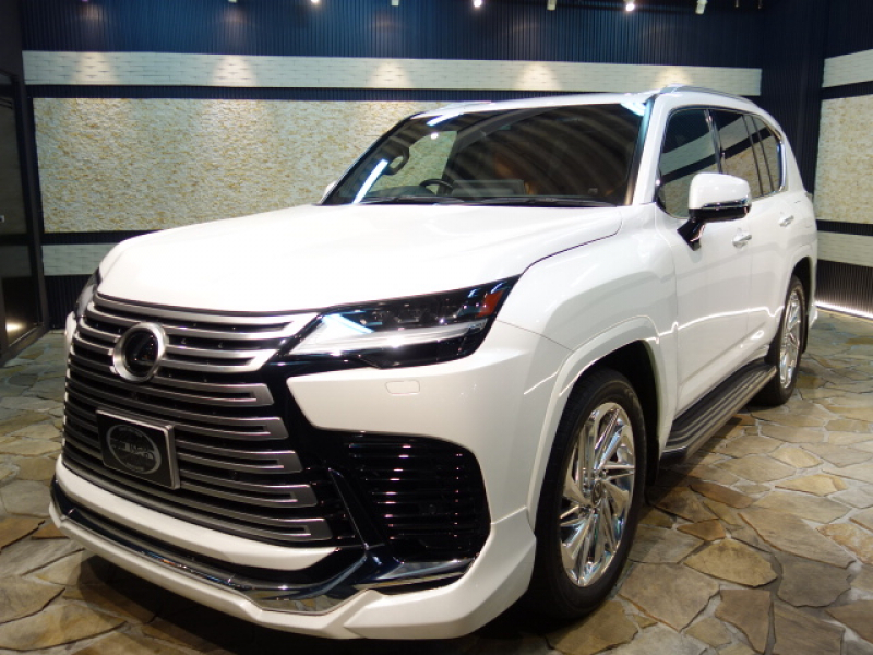 レクサス LX LX600　エグゼクティブ　4WD　モデリスタエアロ