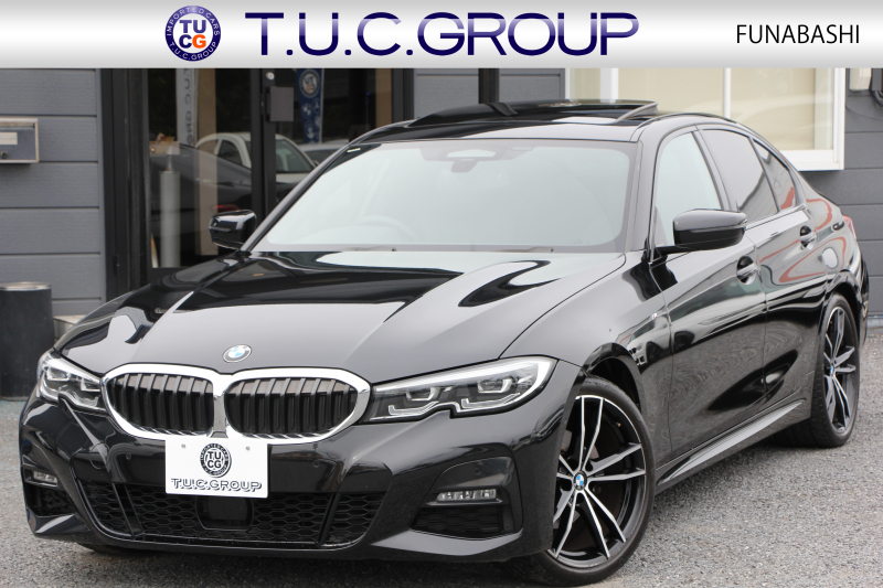 BMW 3シリーズ 320i Mｽﾎﾟｰﾂ ﾃﾞﾋﾞｭｰ&ｺﾝﾌｫｰﾄP ｻﾝﾙｰﾌ ﾋｰﾀｰ黒革 専用ﾌﾞﾙｰｽﾃｯﾁ 19AW 追従ACC ｽﾃｱﾘﾝｸﾞｻﾎﾟｰﾄ LEDﾍｯﾄﾞﾗｲﾄ ｵｰﾄﾊｲﾋﾞｰﾑ 電動ﾄﾗﾝｸ ｱｯﾌﾟﾙｶｰﾌﾟﾚｲ ﾀｯﾁ画面HDDﾅﾋﾞﾜｲﾔﾚｽ充電 Hi-fiｽﾋﾟｰｶｰ Pｱｼｽﾄ 専用ｴｱﾛ 2年保証