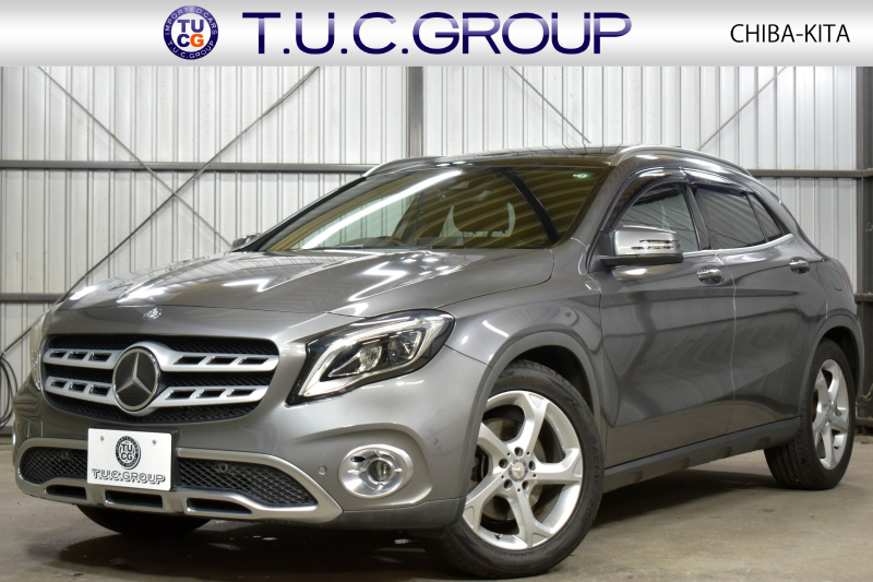 メルセデスベンツ GLA GLA220 4M ﾚｰﾀﾞｰSP  後期型 184馬力 4WD ﾊﾟﾉﾗﾏｻﾝﾙｰﾌ ﾋｰﾀｰ黒革 ﾃﾞｨｽﾄﾛ Bｽﾎﾟｯﾄ 専用18AW&ﾊﾞﾝﾊﾟｰ 駐車支援 ｷｰGO ﾊｰﾏﾝK PTS ﾌｯﾄｹﾞｰﾄ 地ﾃﾞｼﾞBｶﾒﾗ 2年保証