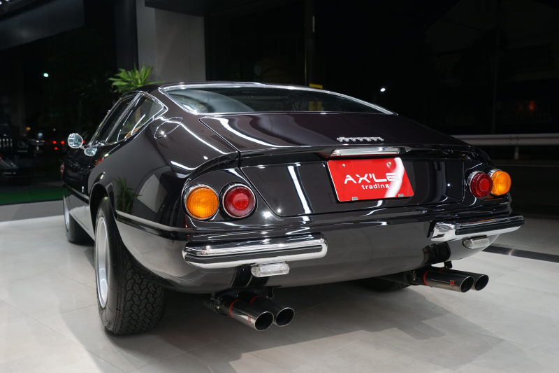 フェラーリ 365GTB/4 デイトナ クラシケ取得済み プレキシガラス