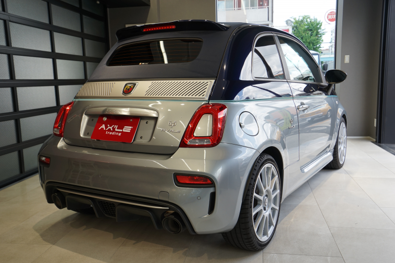 アバルト 695C リヴァーレ カブリオレ 限定65台 ディーラー車 1