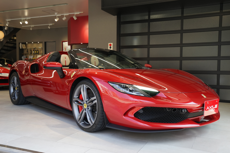 フェラーリ 296GTS D車　1オーナー　Fリフター　カーボンレーシングシート　アルカンターラインテリア　走行273km　