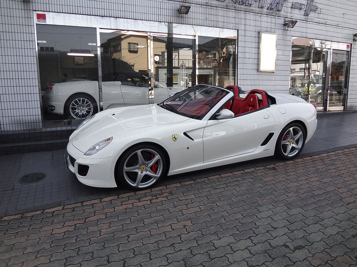 フェラーリ 599 SA APERTA ディーラー車 世界限定80台 中古車 情報