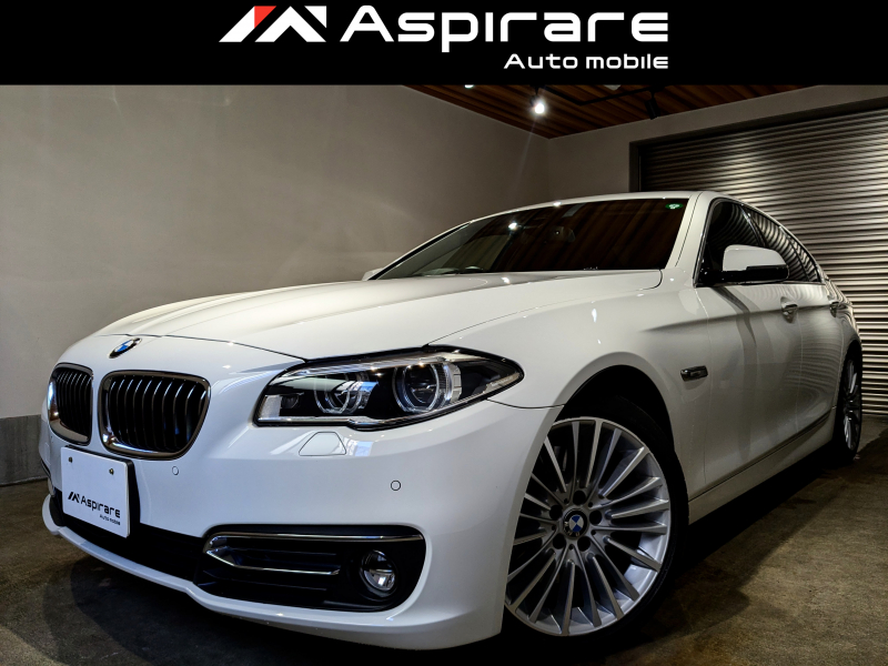 BMW 5シリーズ アクティブハイブリッド5 ラグジュアリー　サンルーフ　ブラックレザーシート　シートヒーター　アダプティブクルーズコントロール　ブラインドスポット　レーンキープ