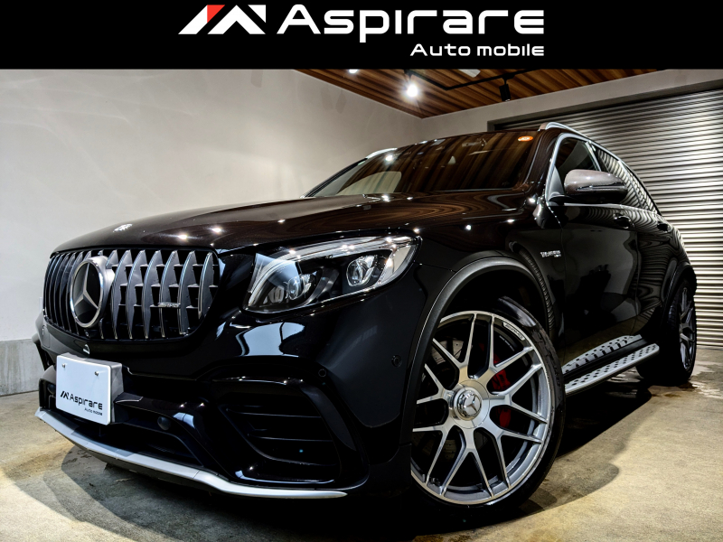 AMG GLC GLC63S 4マチック＋　レザーエクスクルーシブパッケージ　レッド×ブラックレザーシート　パノラマサンルーフ　パナメリカーナグリル　前後シートヒーター　ヘッドアップディスプレイ