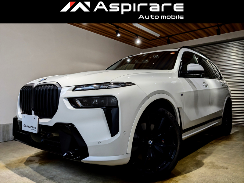 BMW X7 xDrive40d M Sport　LCIモデル　スカイラウンジパノラマルーフ　Mスポーツパッケージプロ　ウェルネスパッケージ　ハーマンカードン　ブラックメリノレザー　シートベンチレーション　ソフトクローズ　HUD　