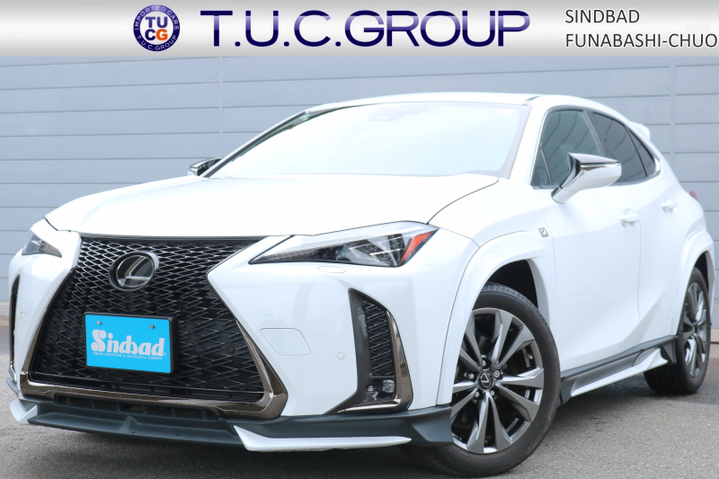 レクサス UX UX200Fスポーツ TRDｴｱﾛ TRDｴｱﾛﾌｪﾝﾀﾞｰ ﾌﾞﾗｯｸ本革ｼｰﾄ ﾑｰﾝﾙｰﾌ 3眼LEDﾍｯﾄﾞﾗｲﾄ ﾊﾟﾉﾗﾐｯｸﾋﾞｭｰﾓﾆﾀｰ  2年保証