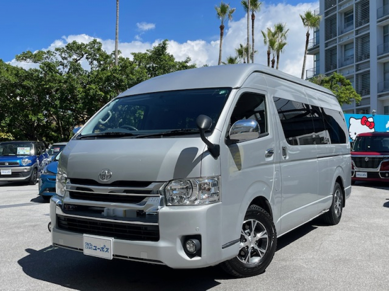 トヨタ ハイエース グランドキャビン　乗車定員10名　前後コーナーセンサー　プッシュスタート　パワースライドドア　ETC