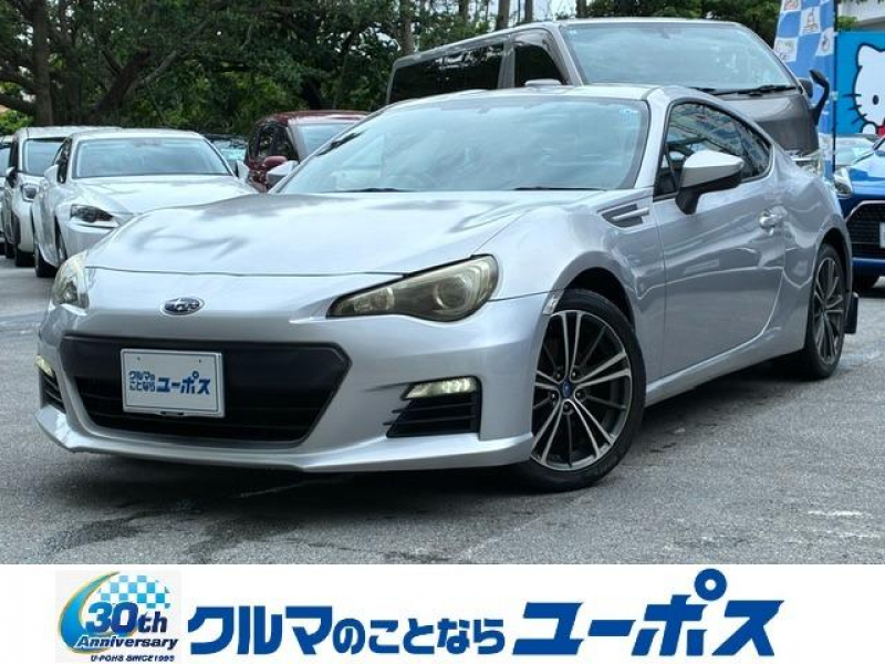 スバル BRZ R　6速マニュアル　カープレイ（CD／DVD／Bluetooth）　社外マフラー　社外リアディフューザー　純正17インチAW　前後ドライブレコーダー　電動格納ミラー